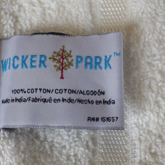 5 Wicker Park Terry Towels/ White/ 3-Hand/ 3 Face Cloths - Picture 4 of 4